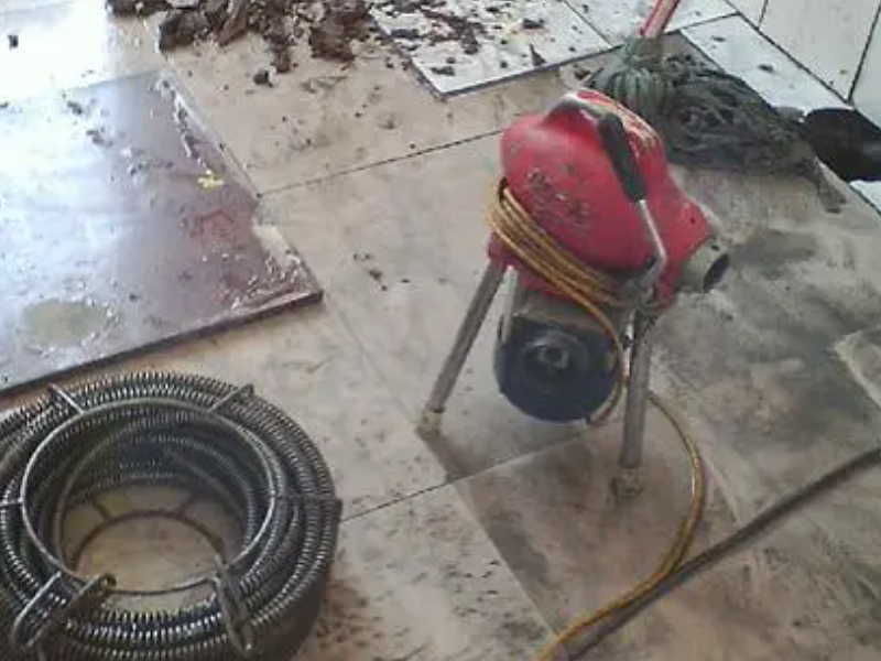 温州慈湖修马桶、机器通下水道、钢片疏通主管道